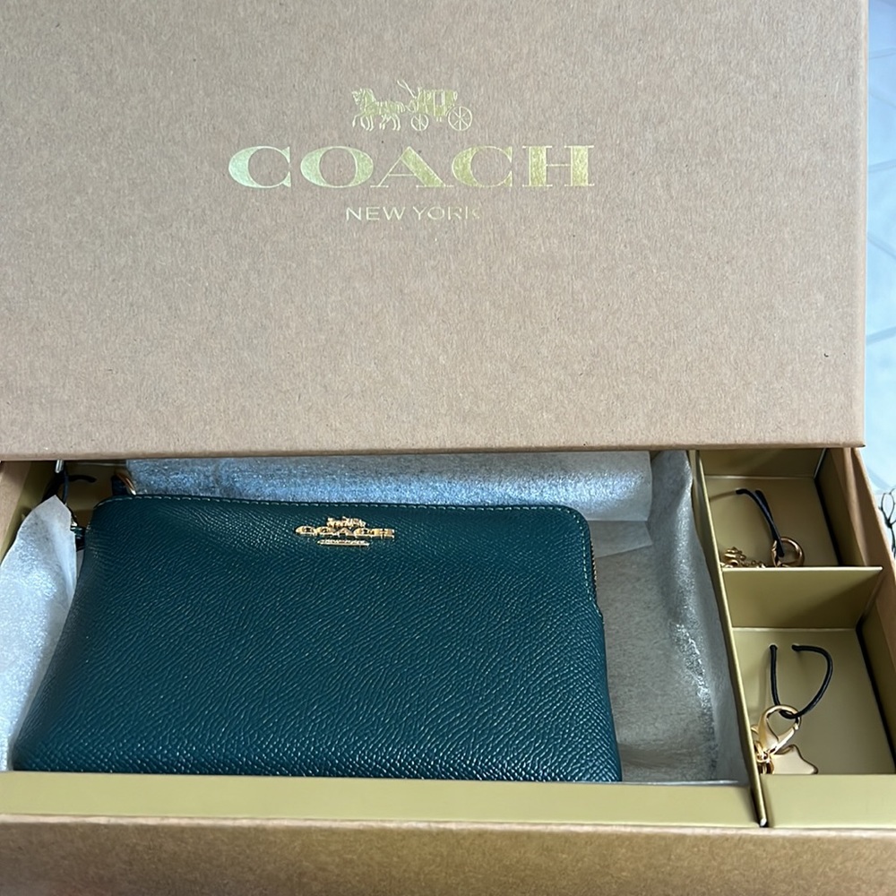 Wallet - Picture 3 of 6